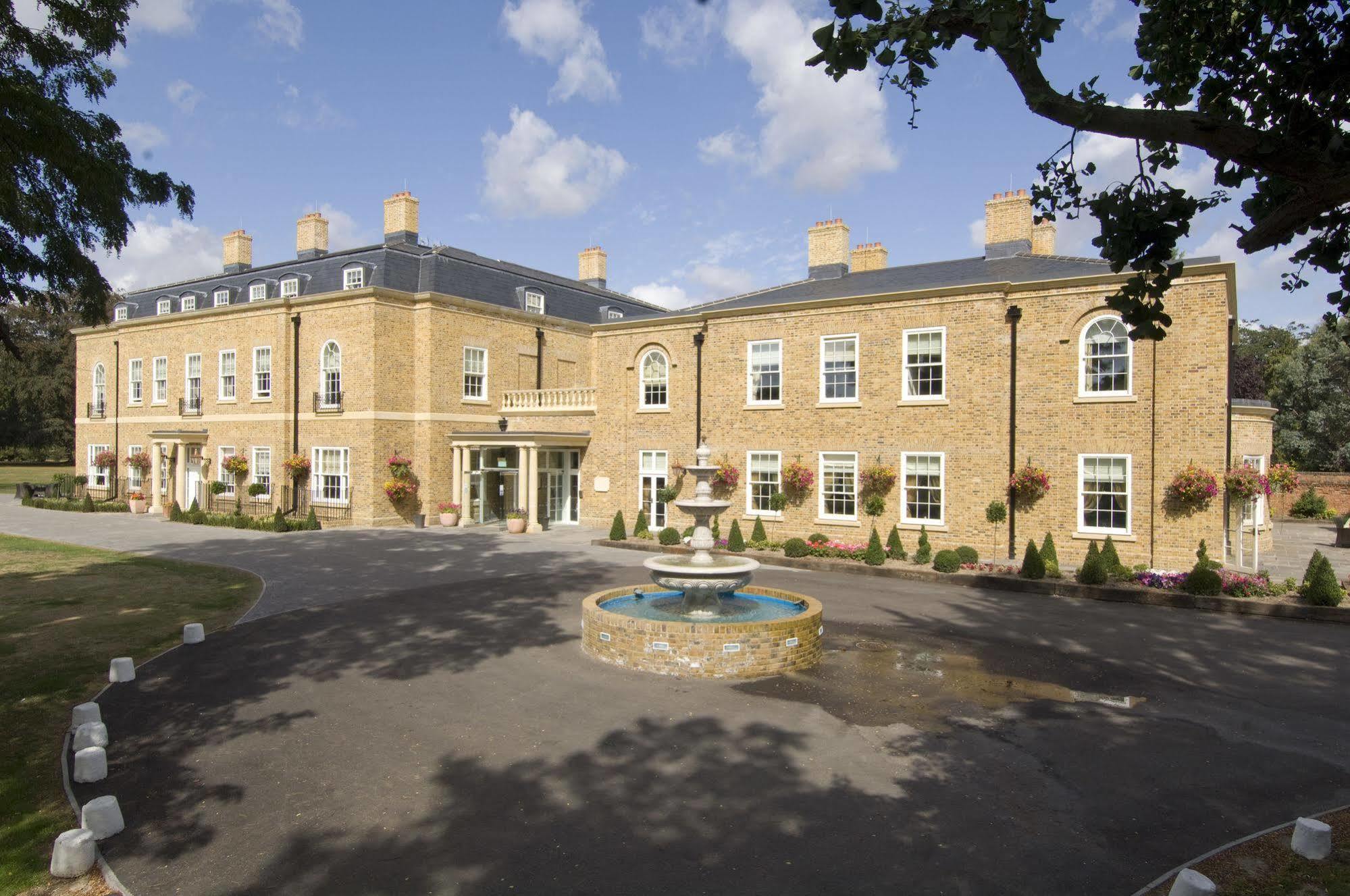 Orsett Hall Exterior photo