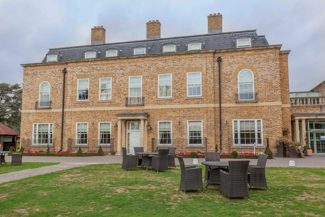 Orsett Hall Exterior photo